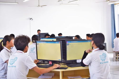 網(wǎng)絡(luò)連接世界,信息成就未來(lái)——廣西城市職業(yè)大學(xué)信息工程學(xué)院計(jì)算機(jī)技術(shù)培訓(xùn)