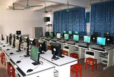 廣東省電子商務(wù)技師學(xué)院計(jì)算機(jī)系部介紹——培養(yǎng)專業(yè)計(jì)算機(jī)技術(shù)人才